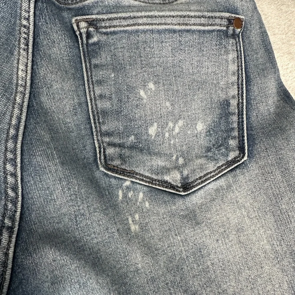 Judy Blue Boyfriend Fit Jeans‎ Mid Rise Distressed Denim Medium Wash Size 11/30